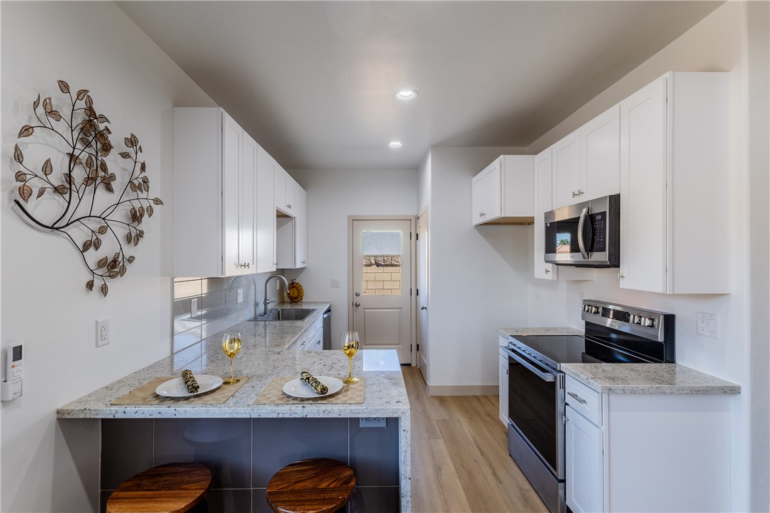 370 Riverfront Drive 2