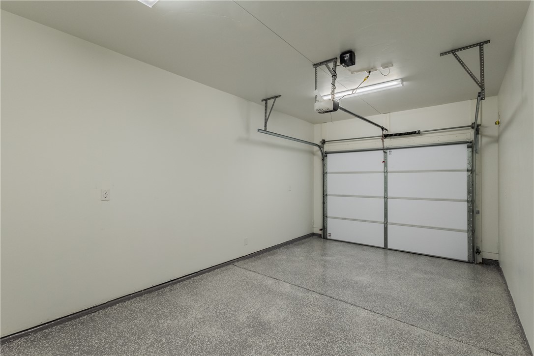 370 Riverfront Drive 3