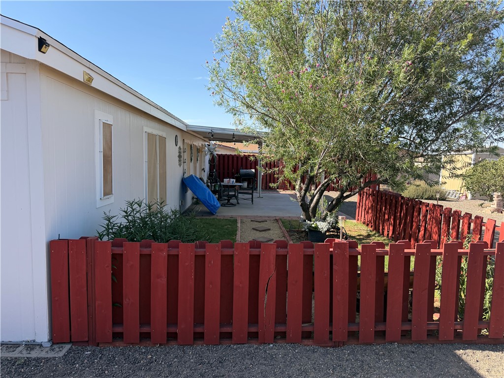 3616 N Rainbow Drive