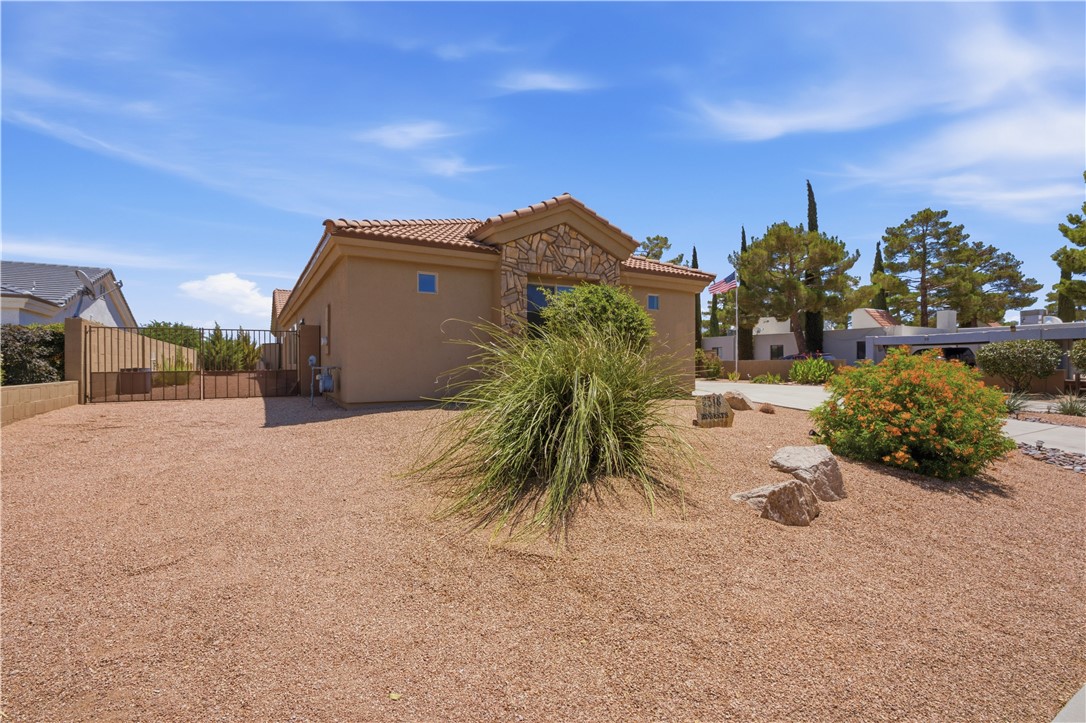 2318 Golf Drive