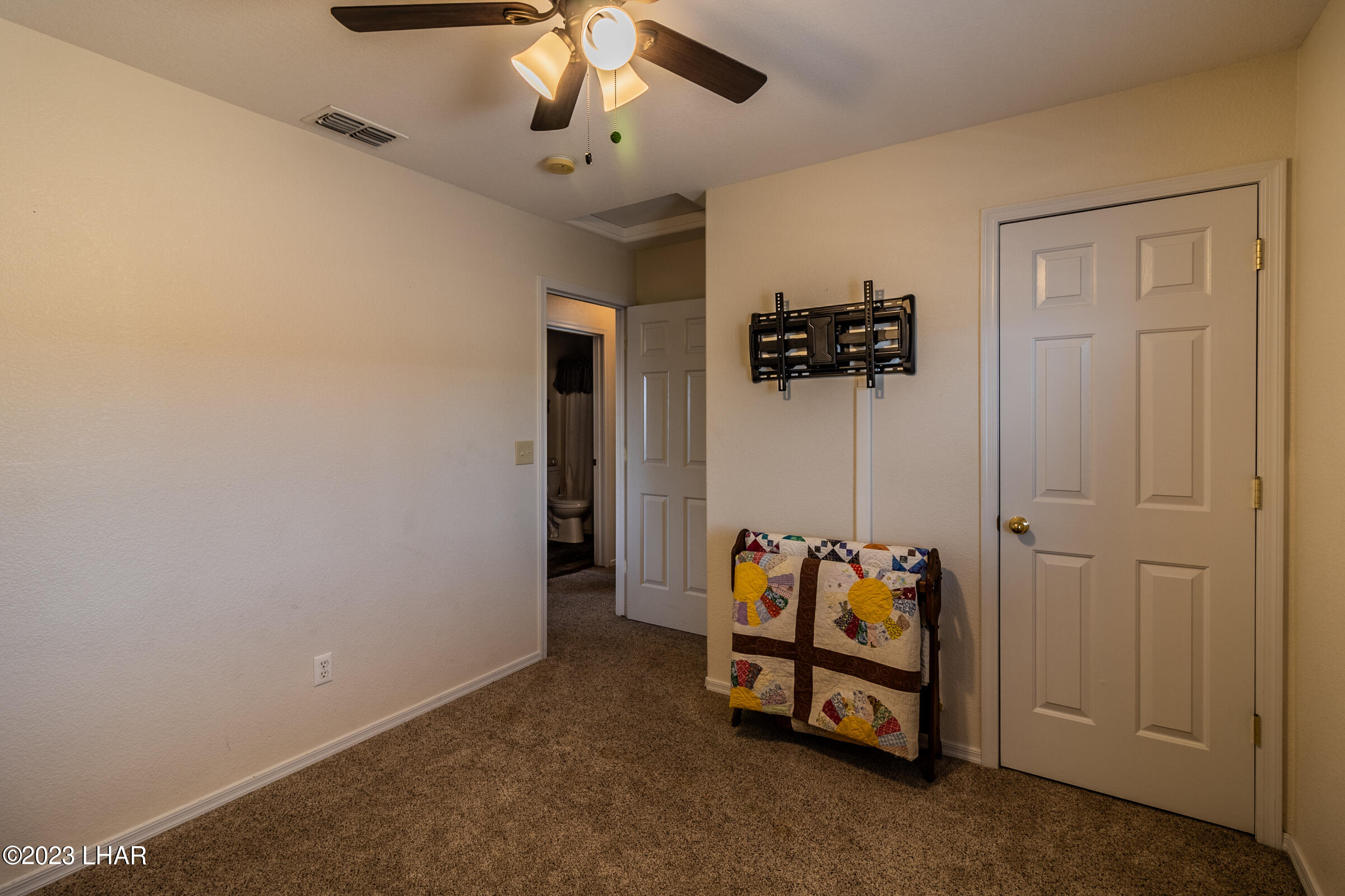 2245 Havasupai Blvd
