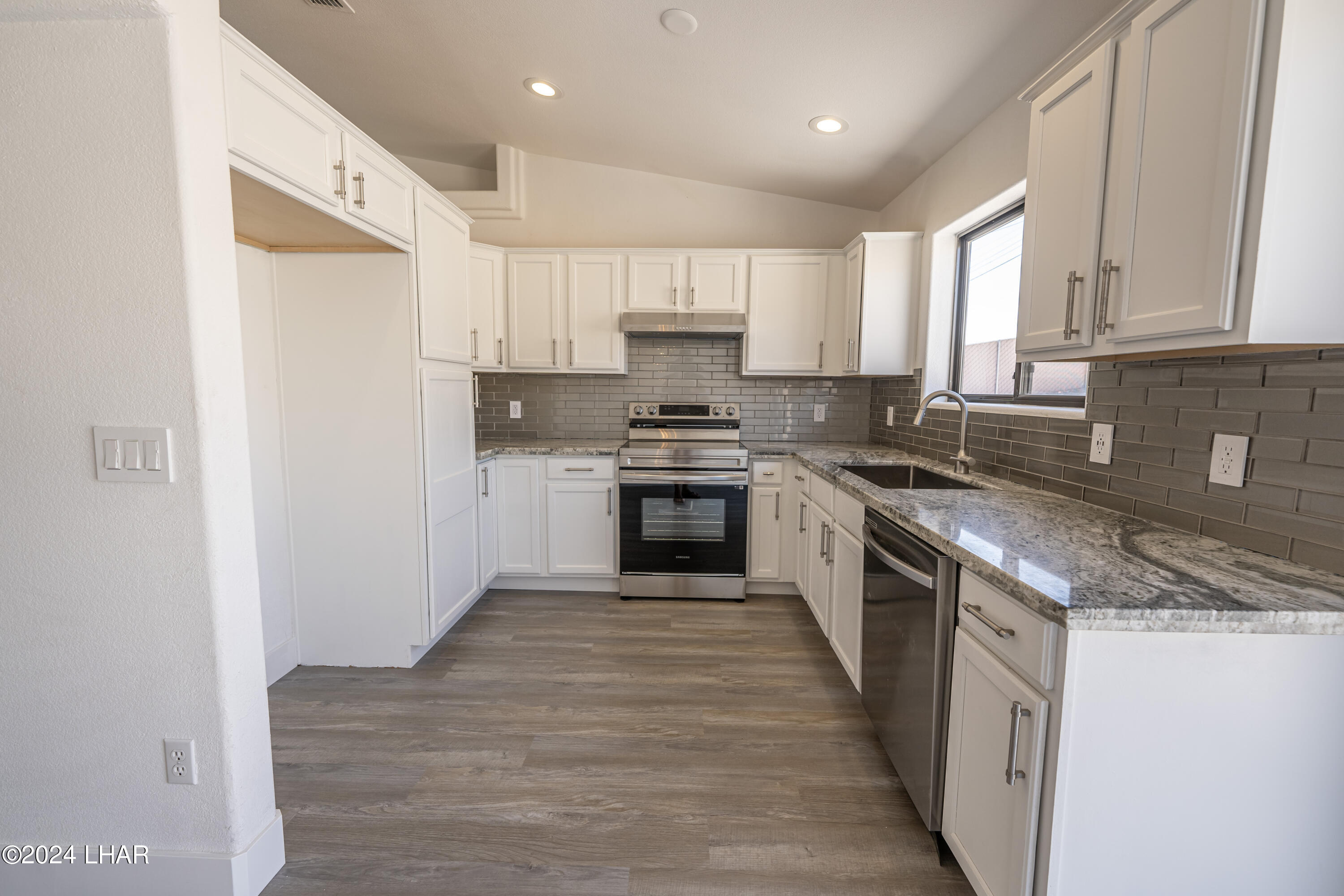 2749 Havasupai Blvd