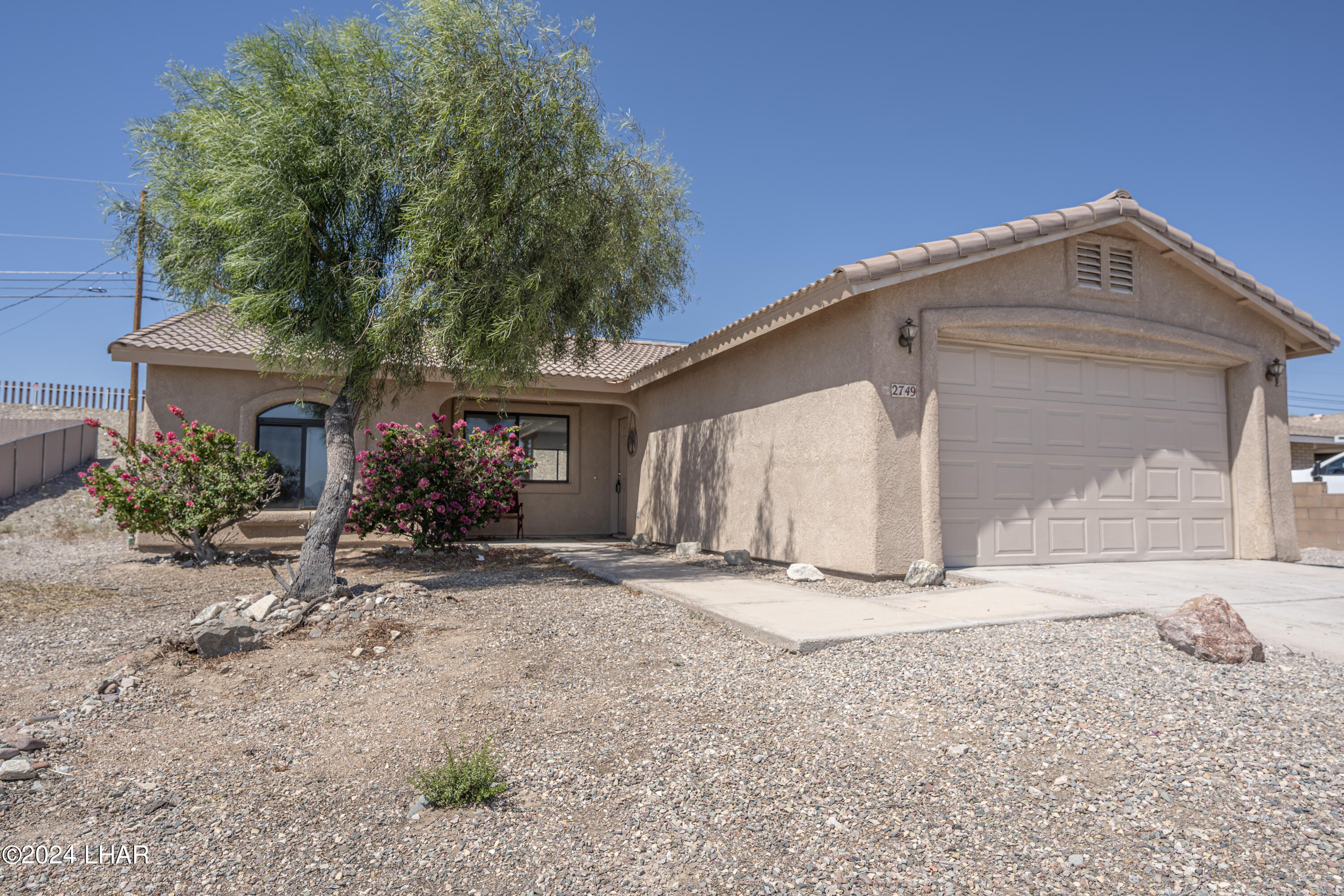2749 Havasupai Blvd