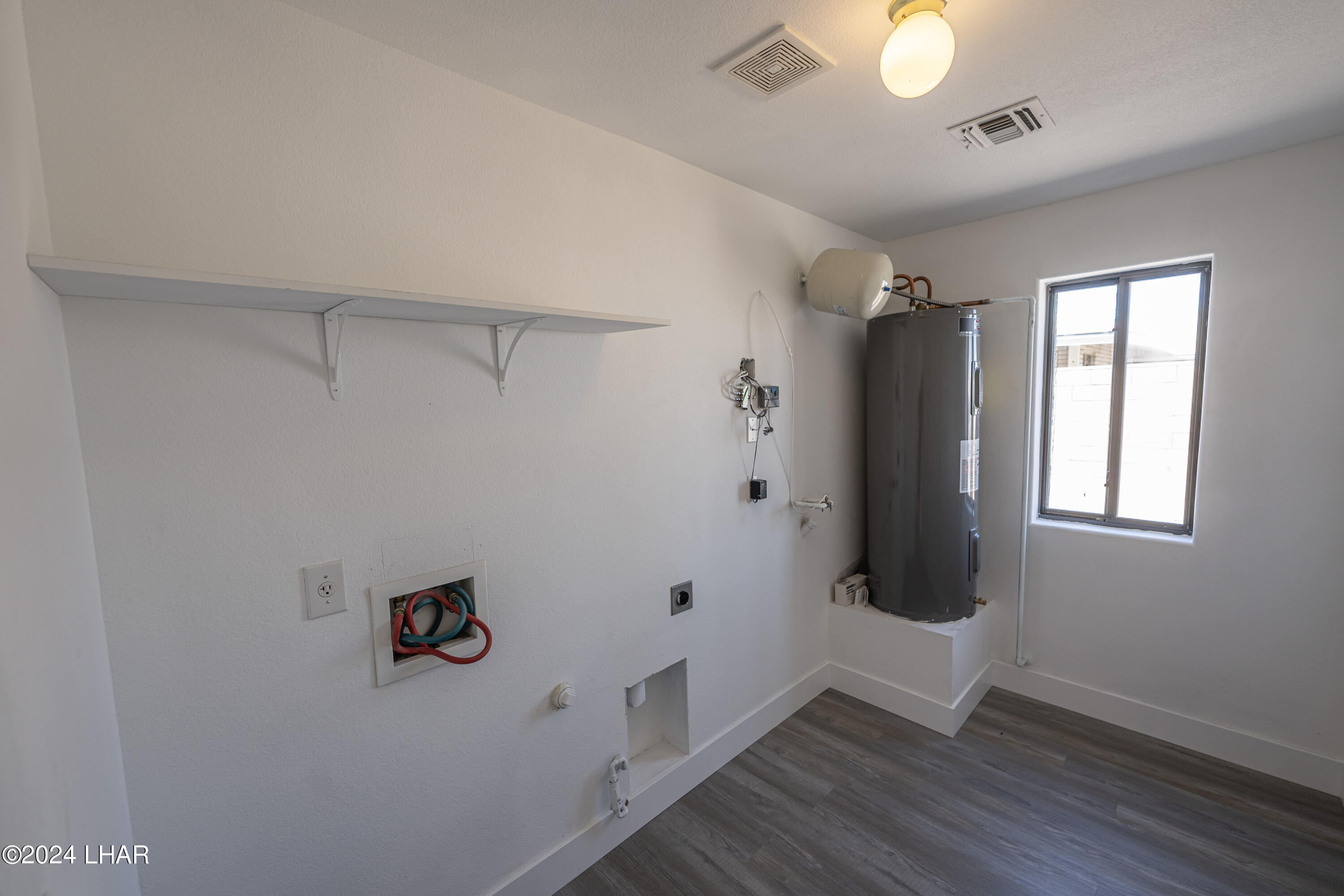 2749 Havasupai Blvd