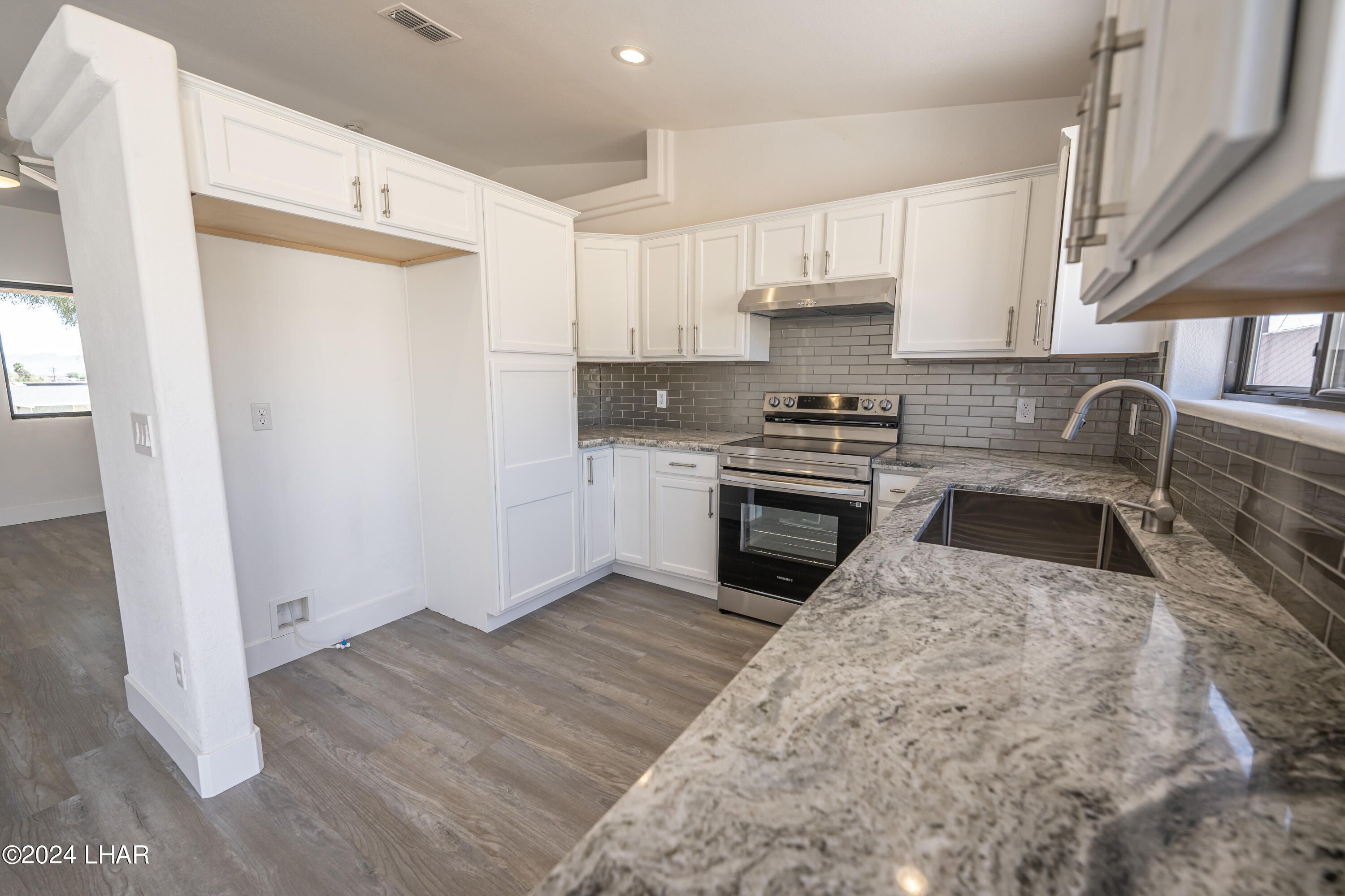 2749 Havasupai Blvd