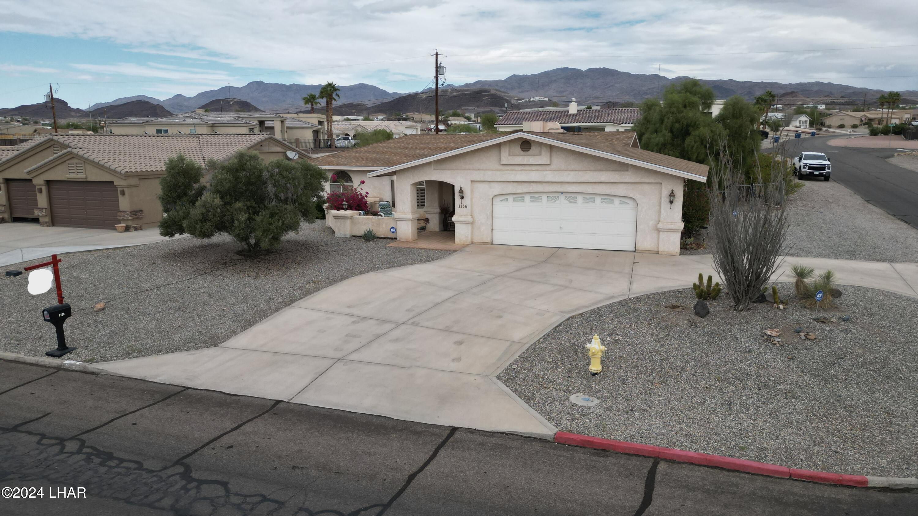 1136 Mcculloch Blvd S