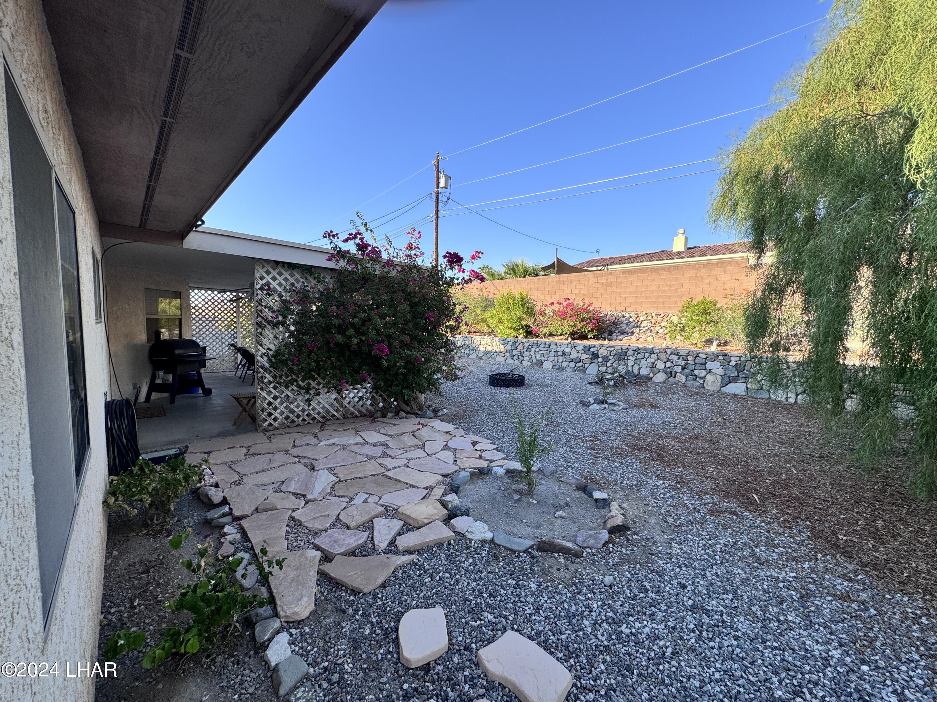 1136 Mcculloch Blvd S