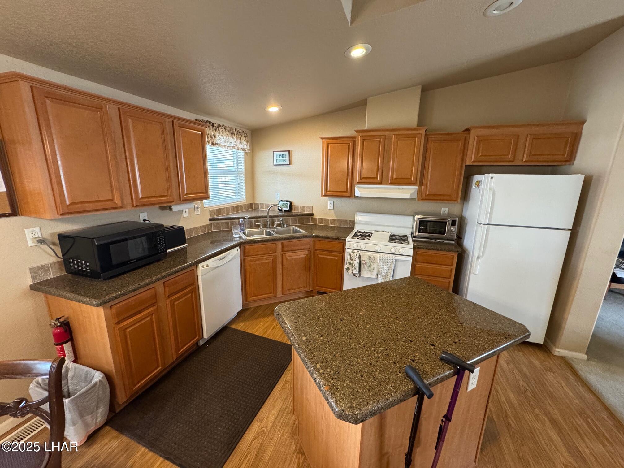 42987 Umatilla Dr