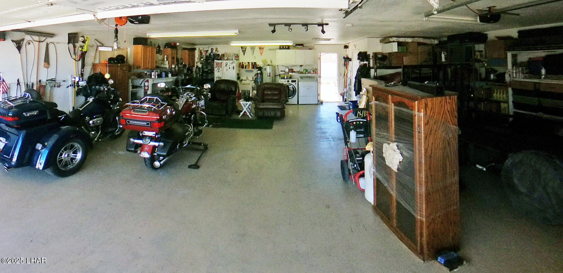 2200 Clarke Dr