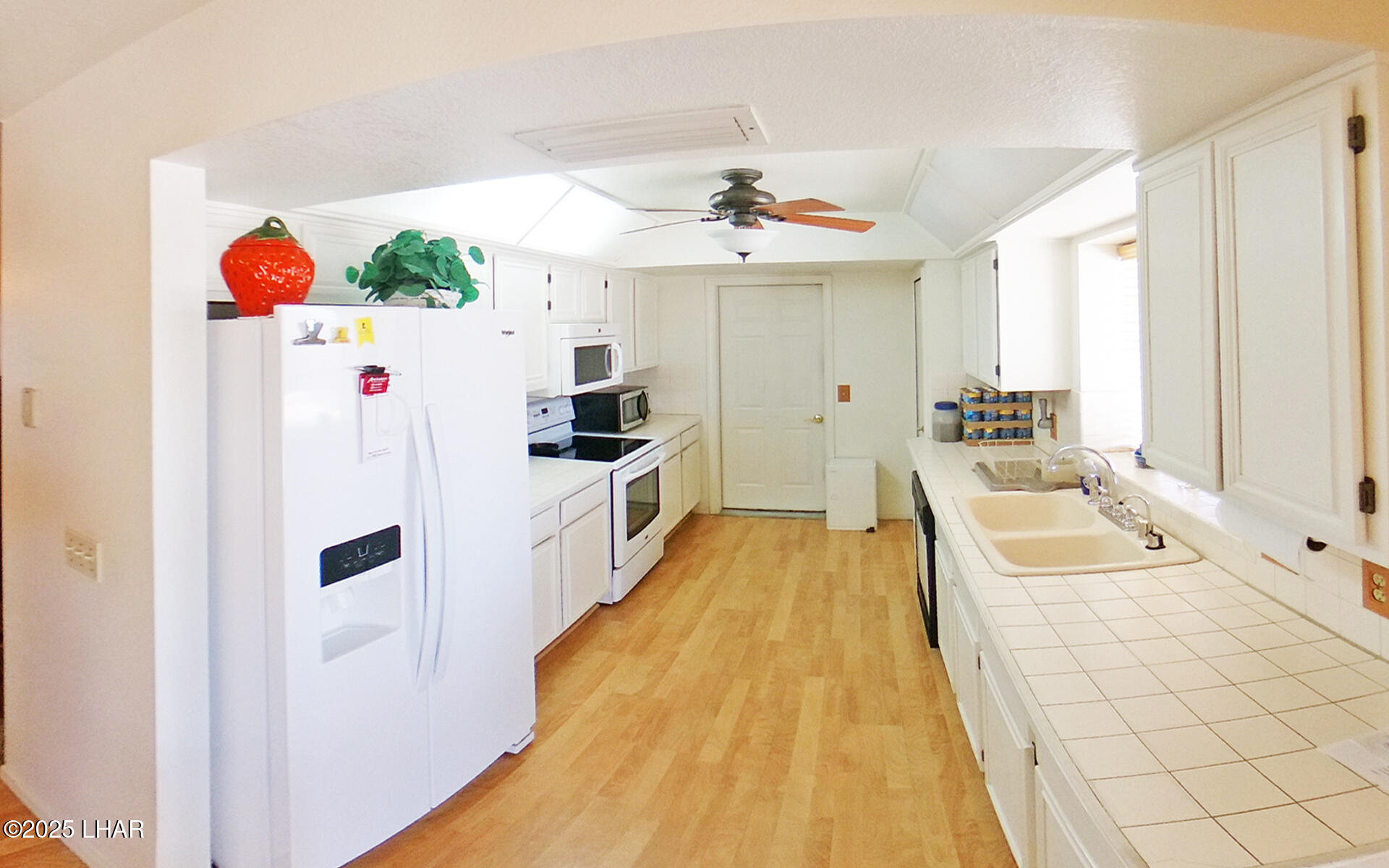 2200 Clarke Dr