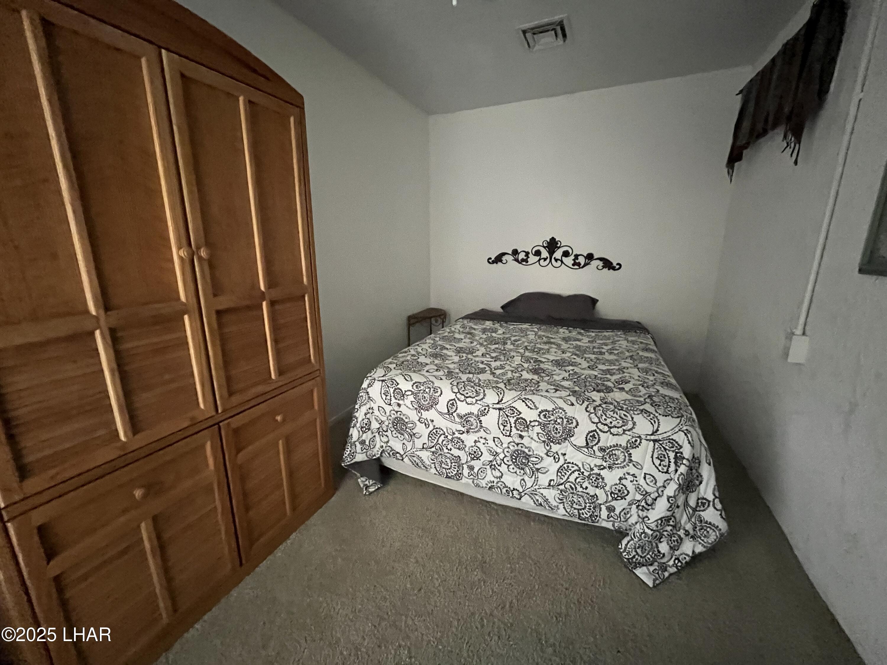 3056 Ironwood Dr