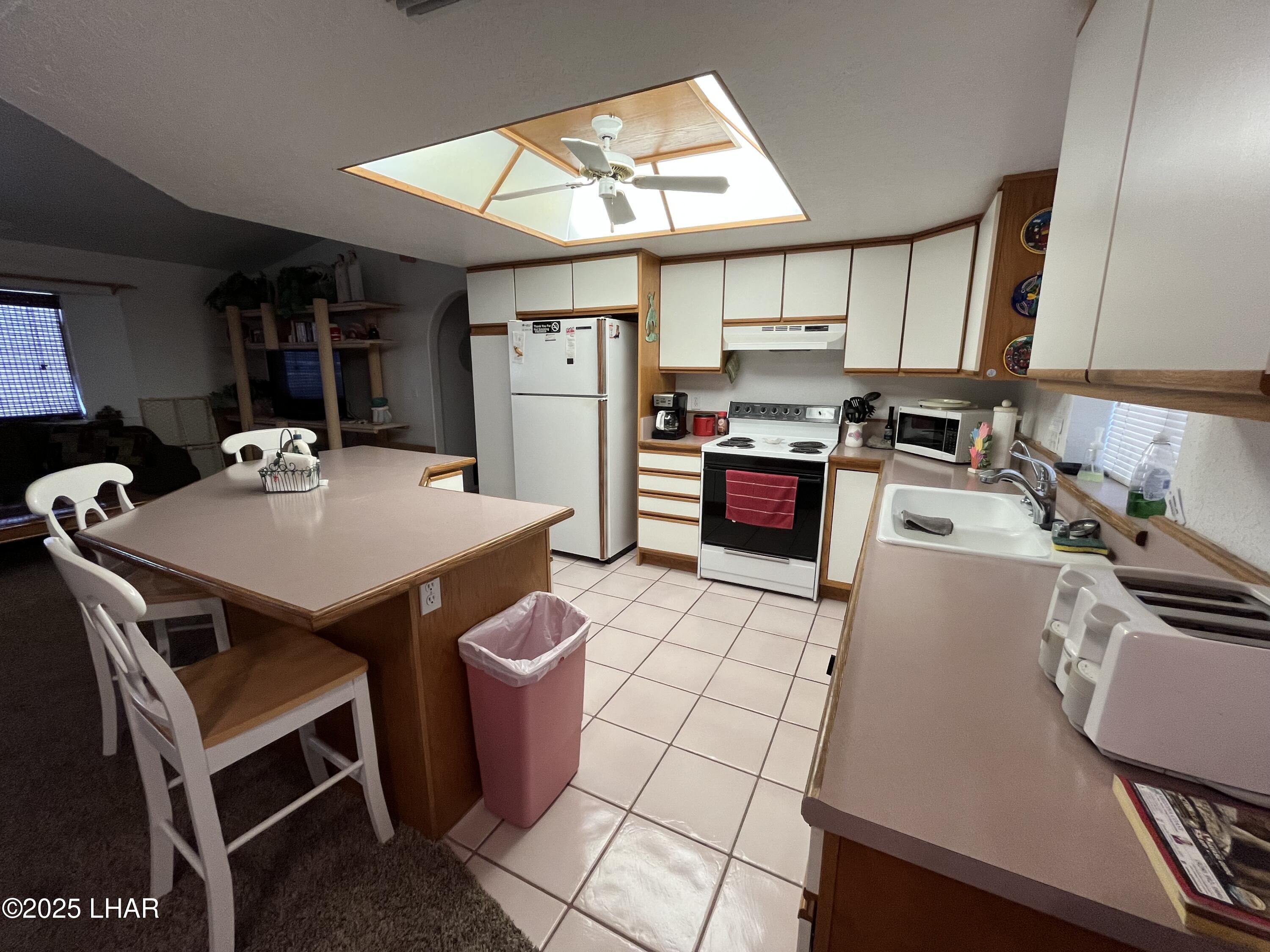 3056 Ironwood Dr