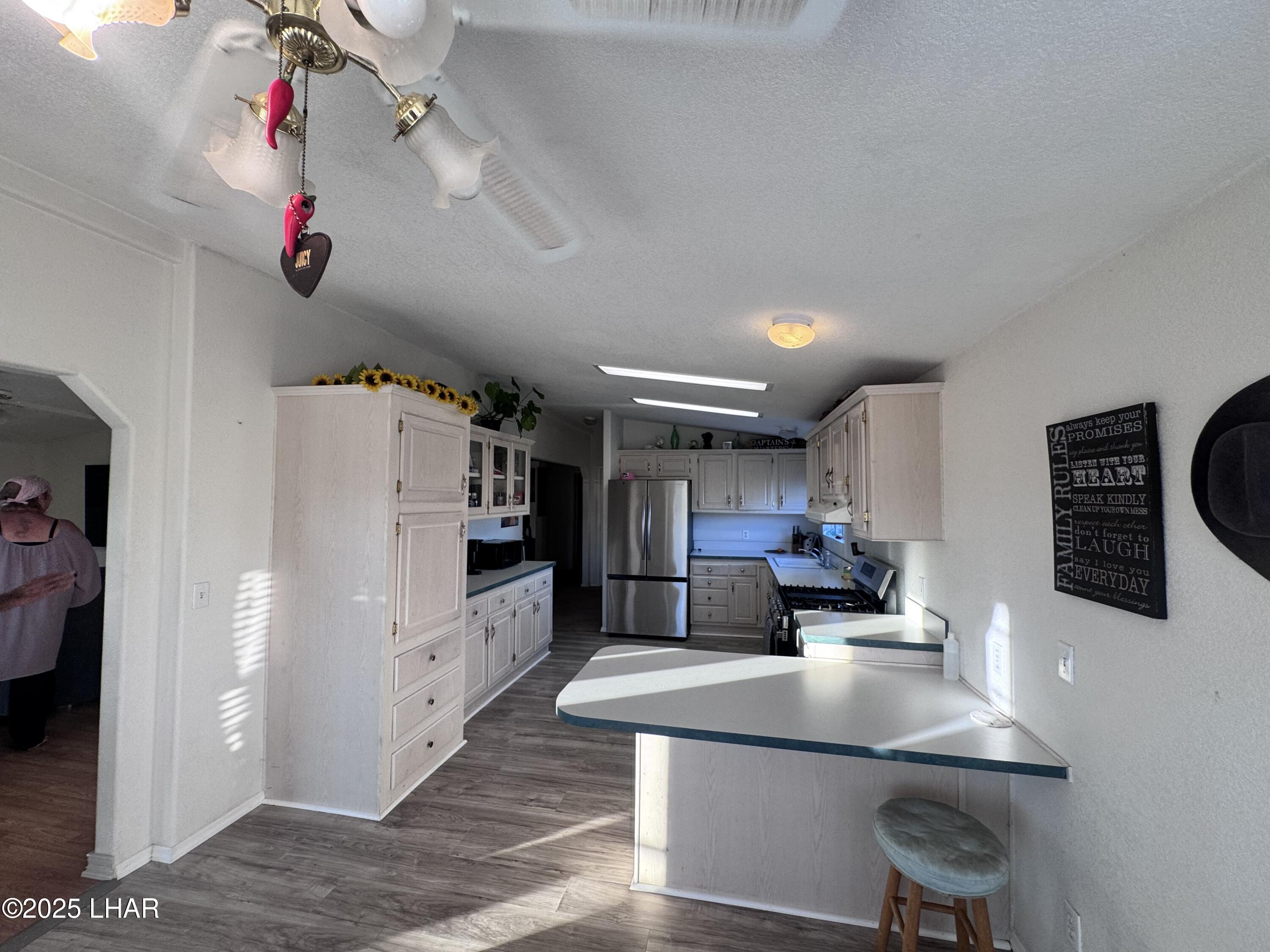 7532 N Valley View Dr 179