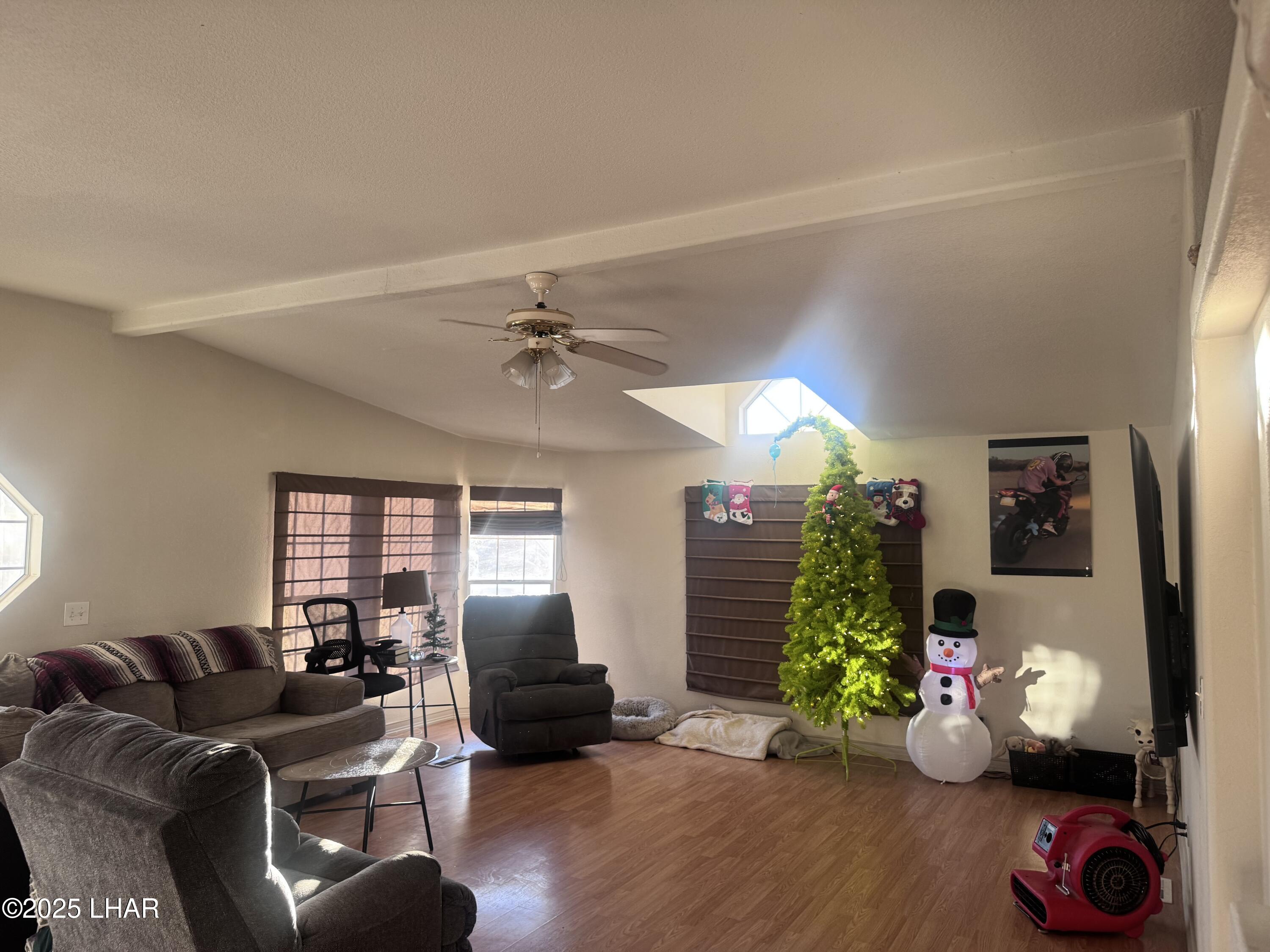 7532 N Valley View Dr 179