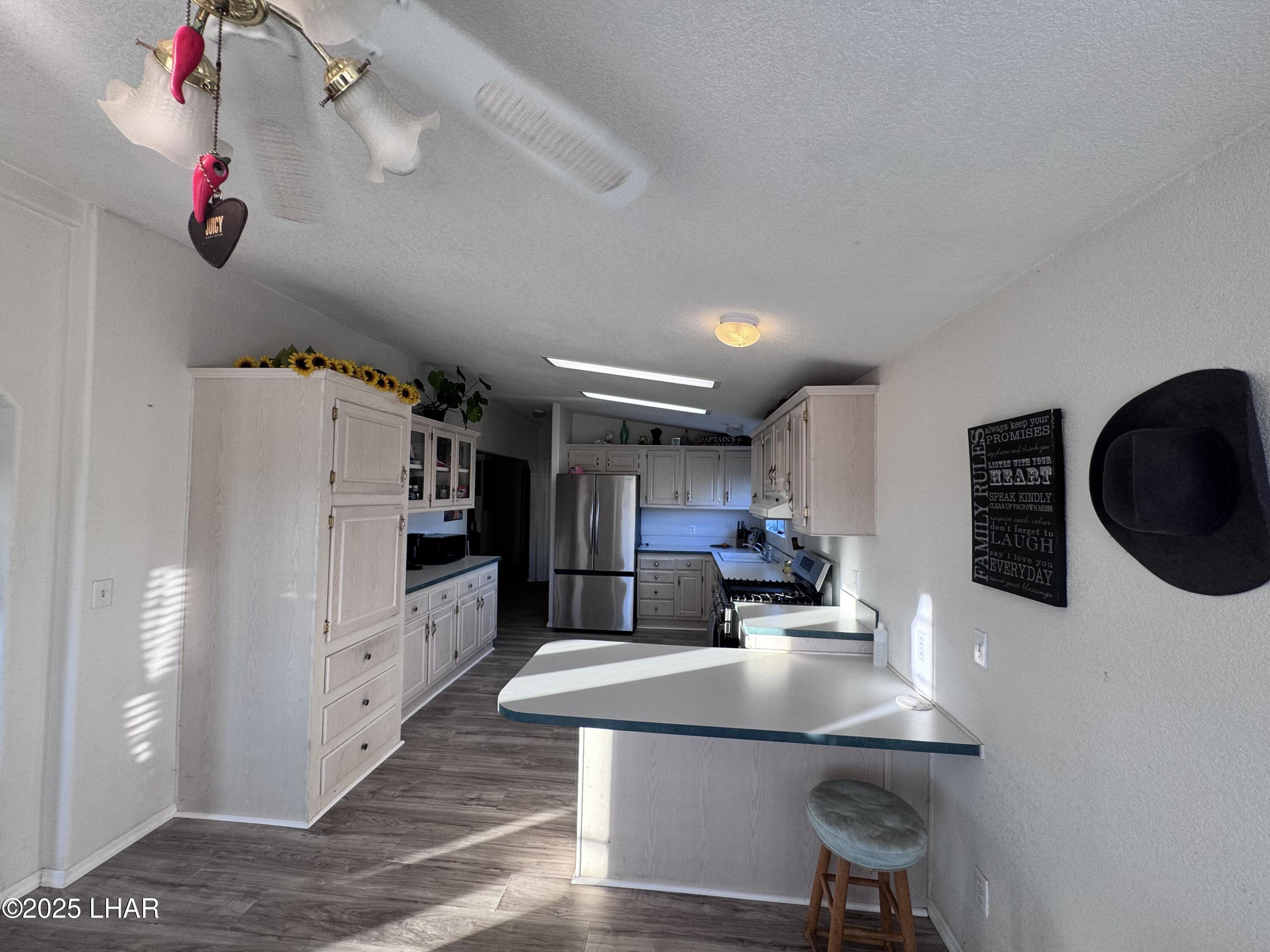 7532 N Valley View Dr 179