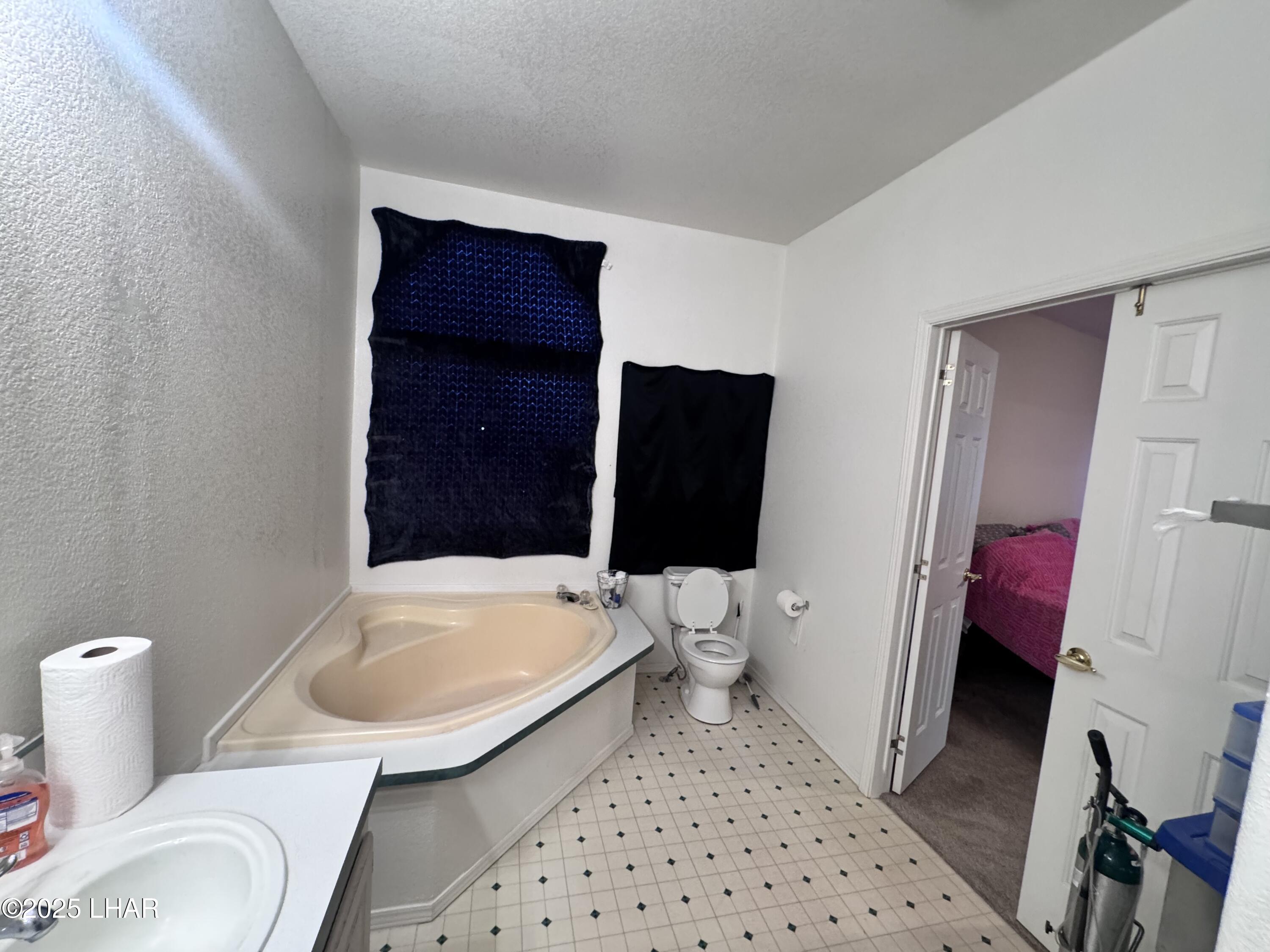 7532 N Valley View Dr 179