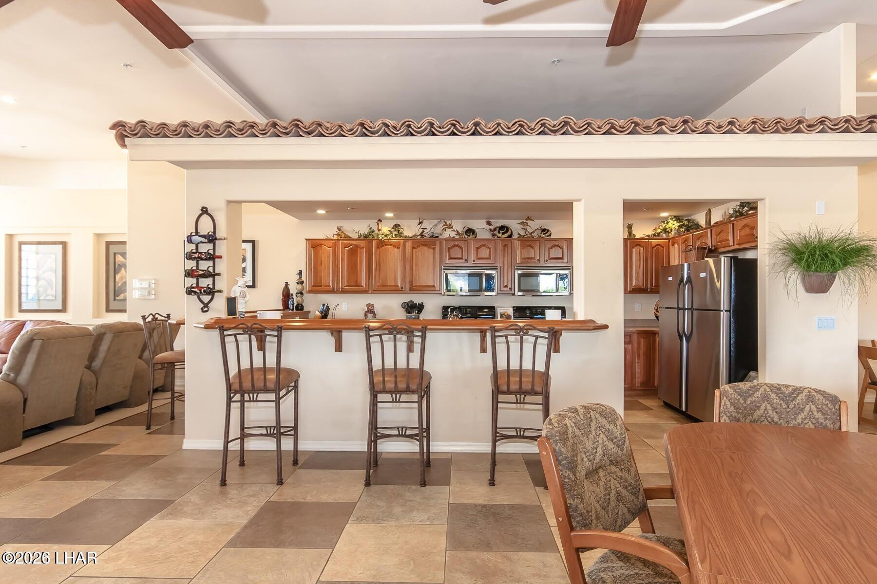 1905 Victoria Farms Rd #253