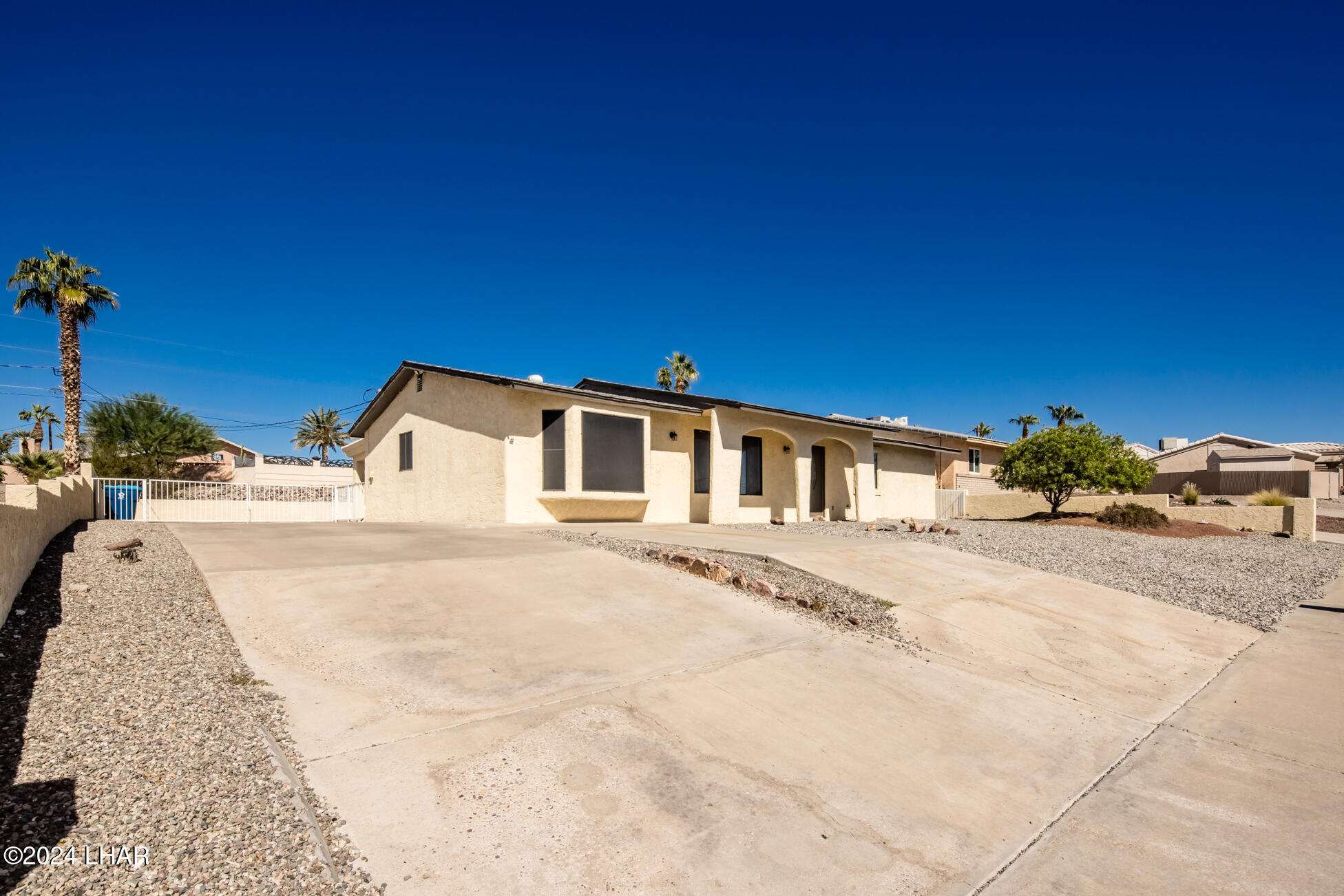 3171 Caravelle Dr