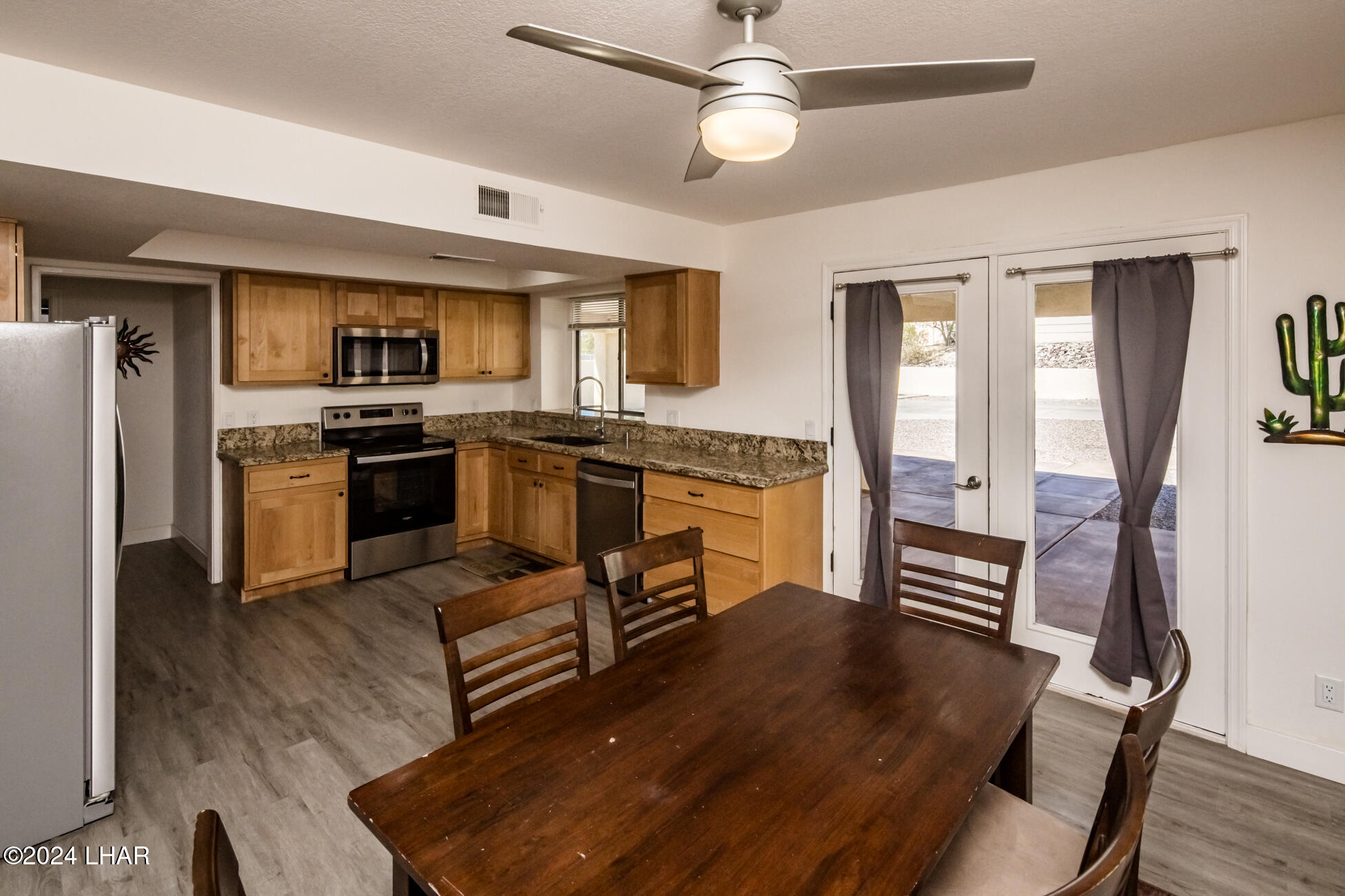 3171 Caravelle Dr