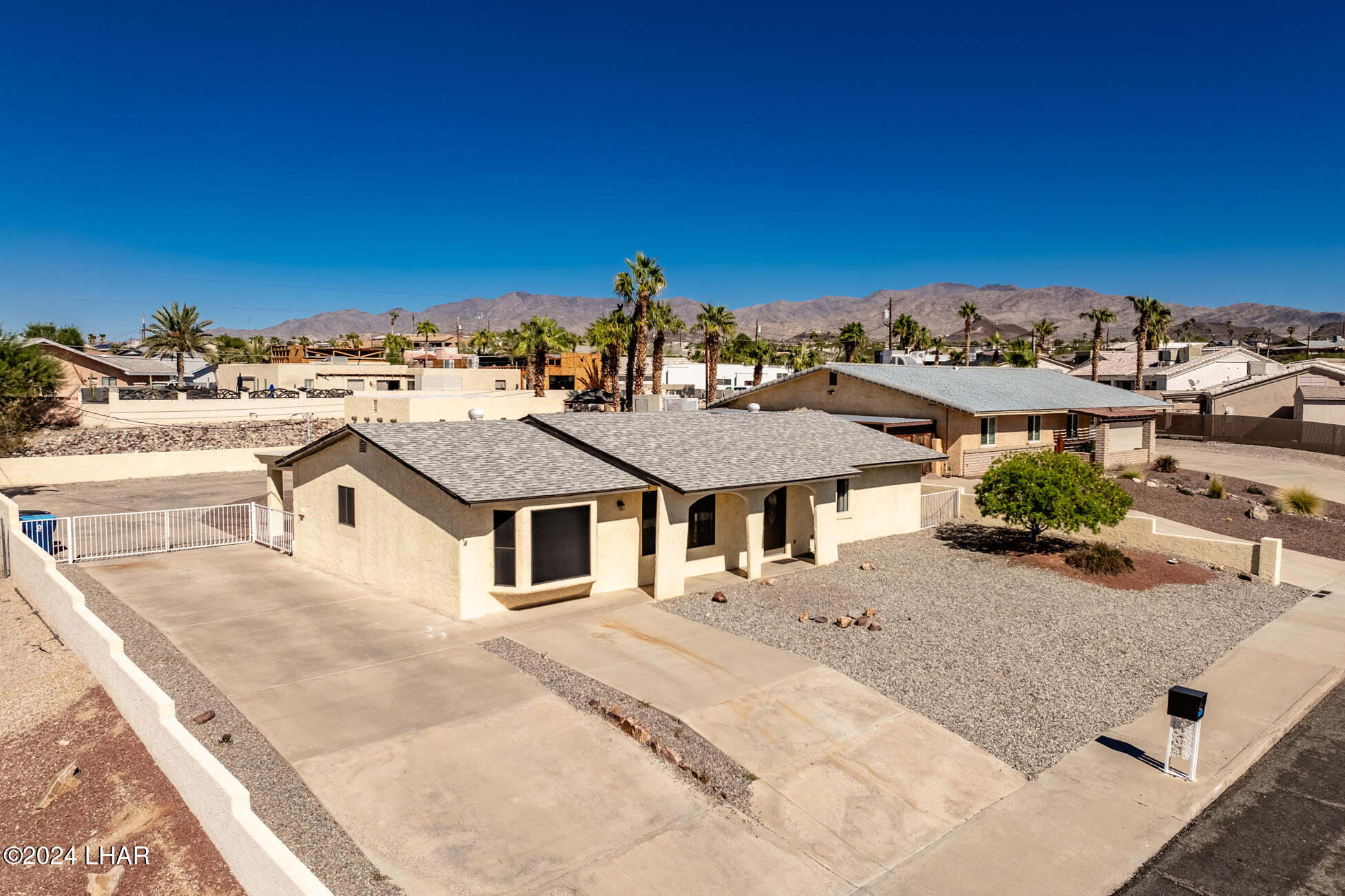 3171 Caravelle Dr