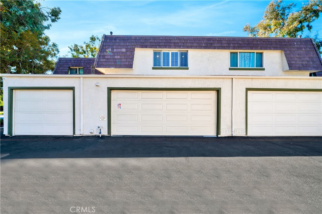2817 E Jackson Avenue Unit: B