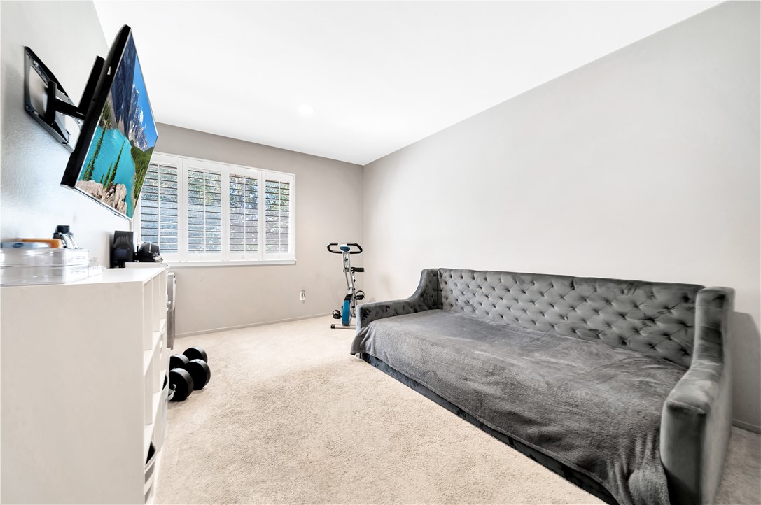 2817 E Jackson Avenue Unit: B