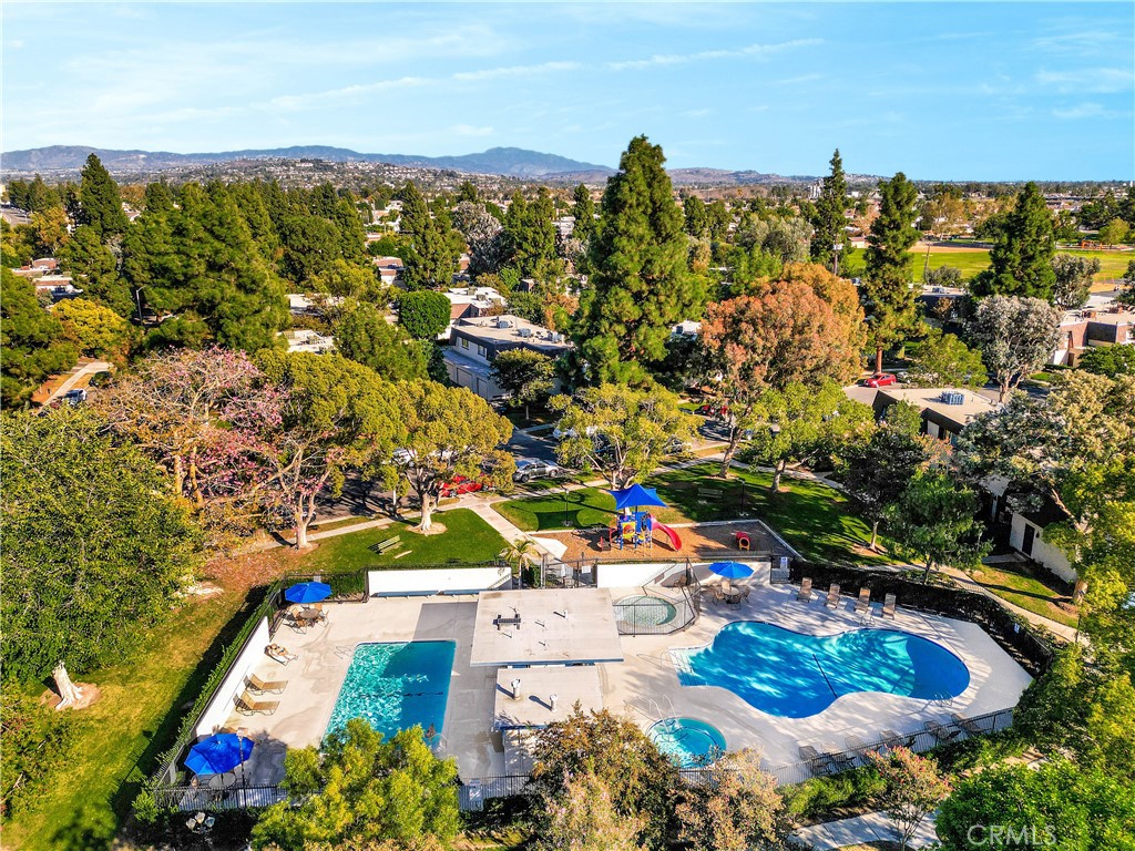 2817 E Jackson Avenue Unit: B