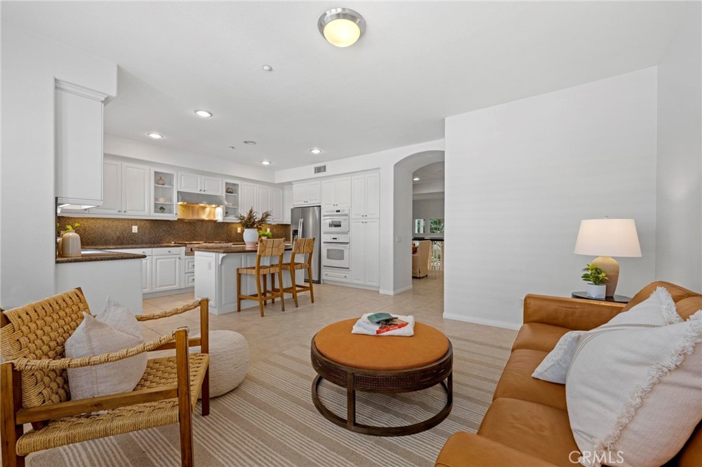 6262 Seabourne Drive Unit: 52