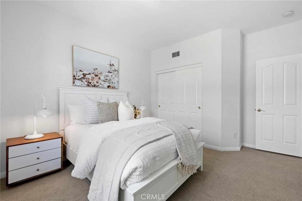 6262 Seabourne Drive Unit: 52