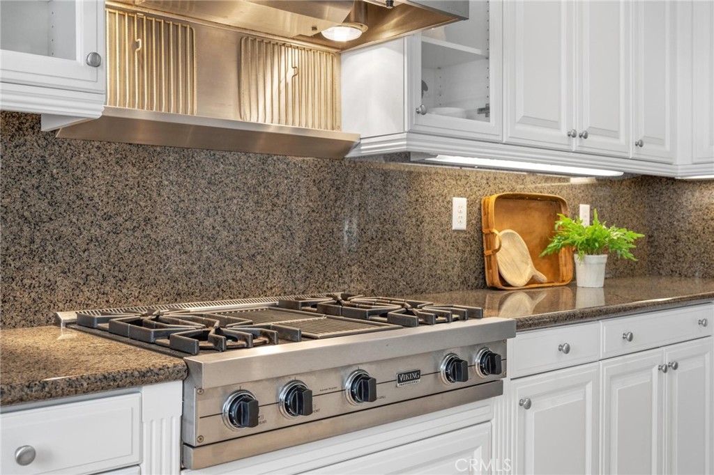 6262 Seabourne Drive Unit: 52