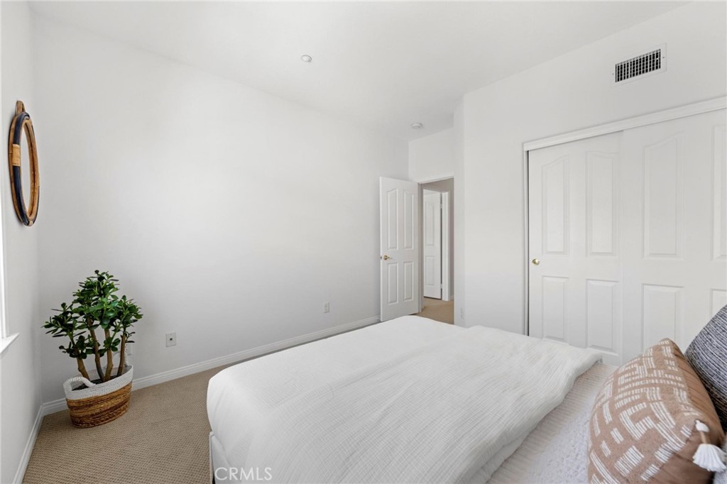 6262 Seabourne Drive Unit: 52