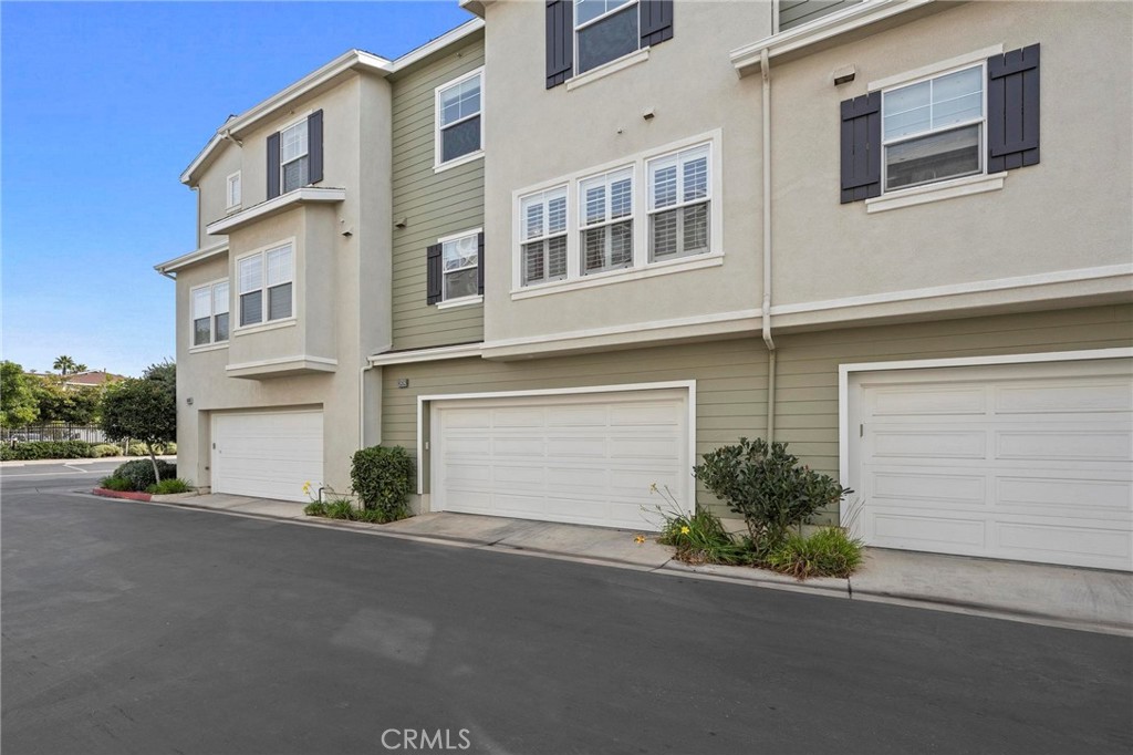 6262 Seabourne Drive Unit: 52