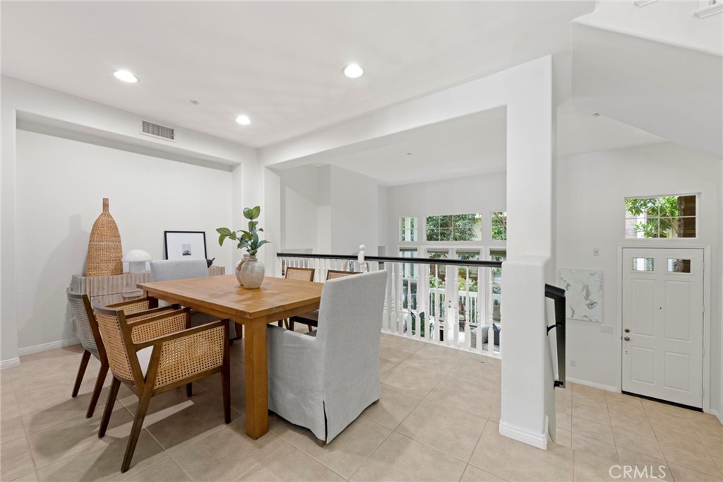 6262 Seabourne Drive Unit: 52