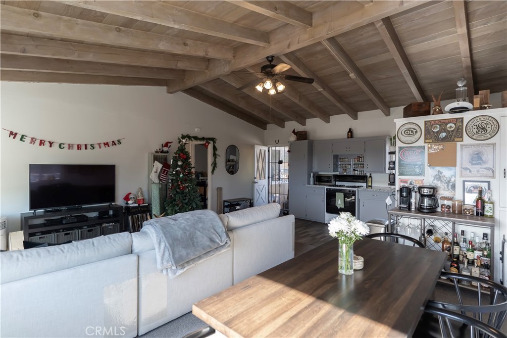 717 E La Habra Boulevard