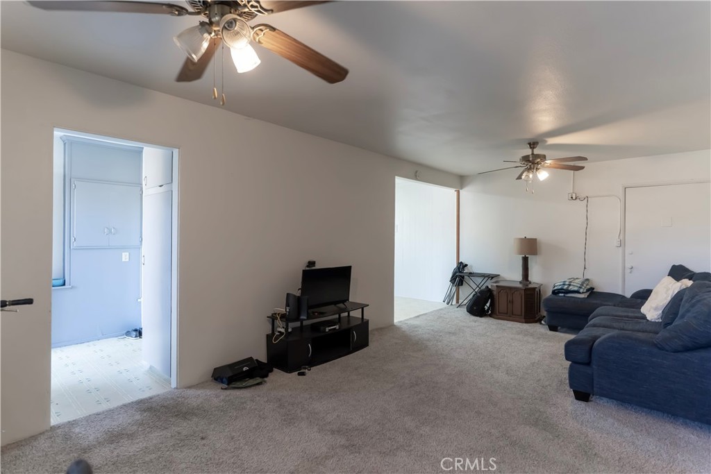 717 E La Habra Boulevard