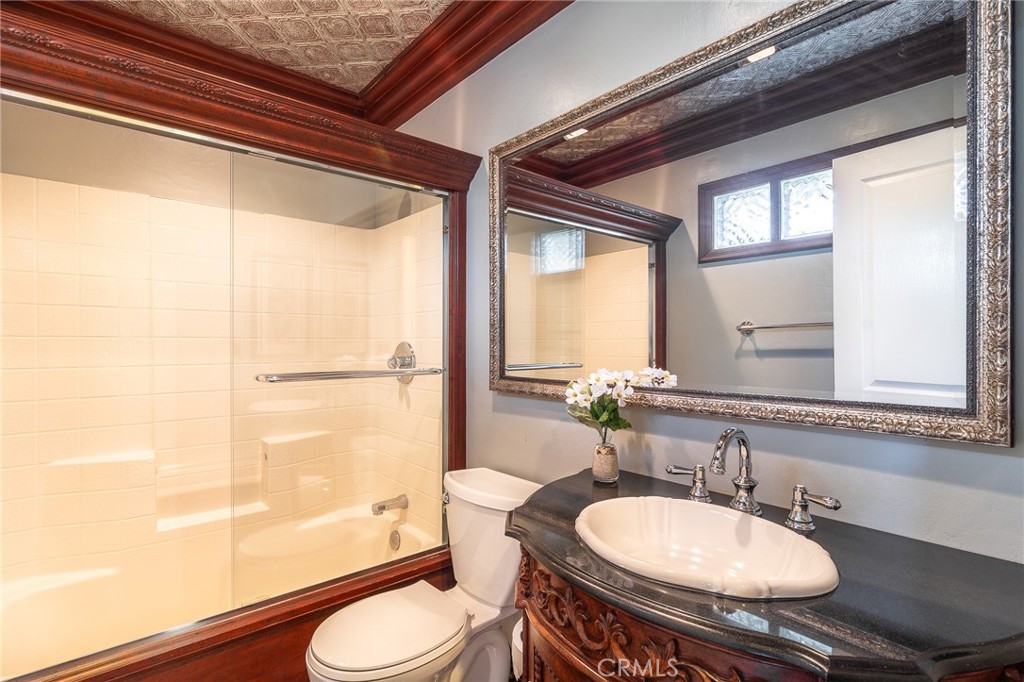 1924 Republic Avenue