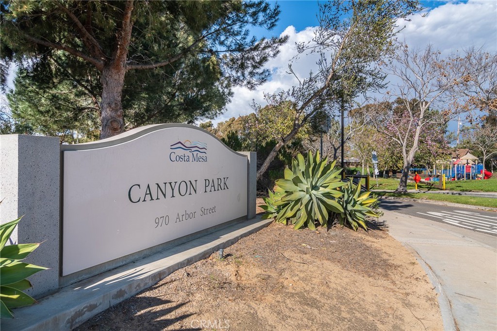 1924 Republic Avenue