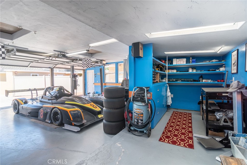 1924 Republic Avenue