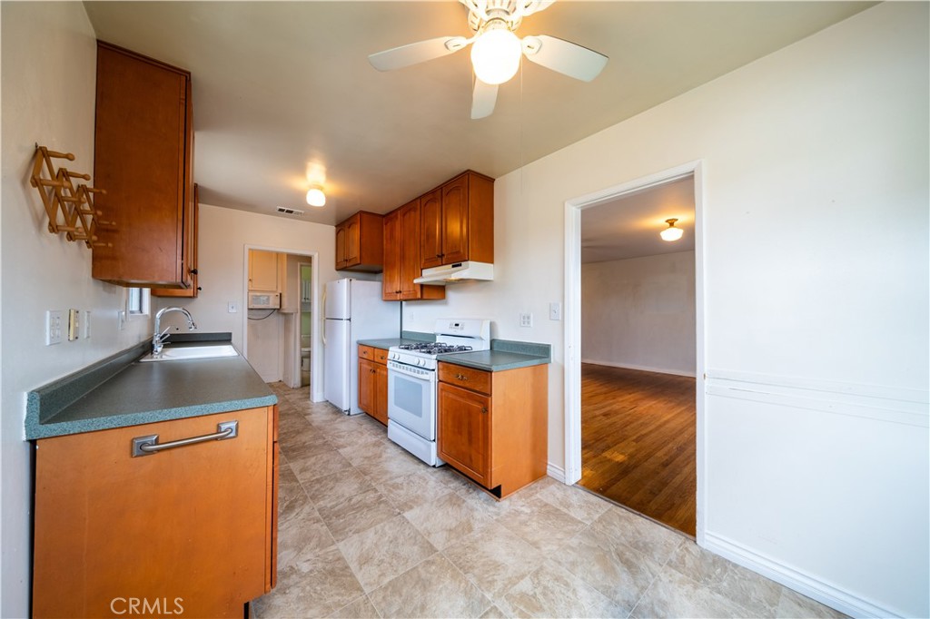 10446 Highdale Street