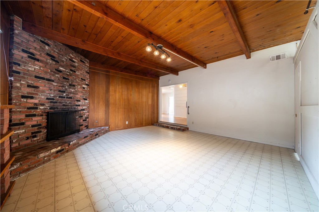 10446 Highdale Street