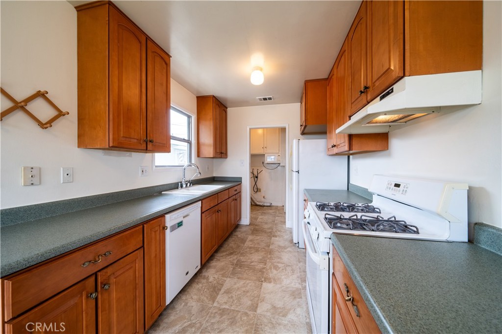 10446 Highdale Street