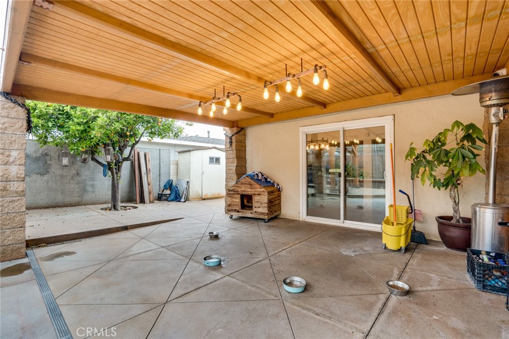 1212 W Arlington Avenue