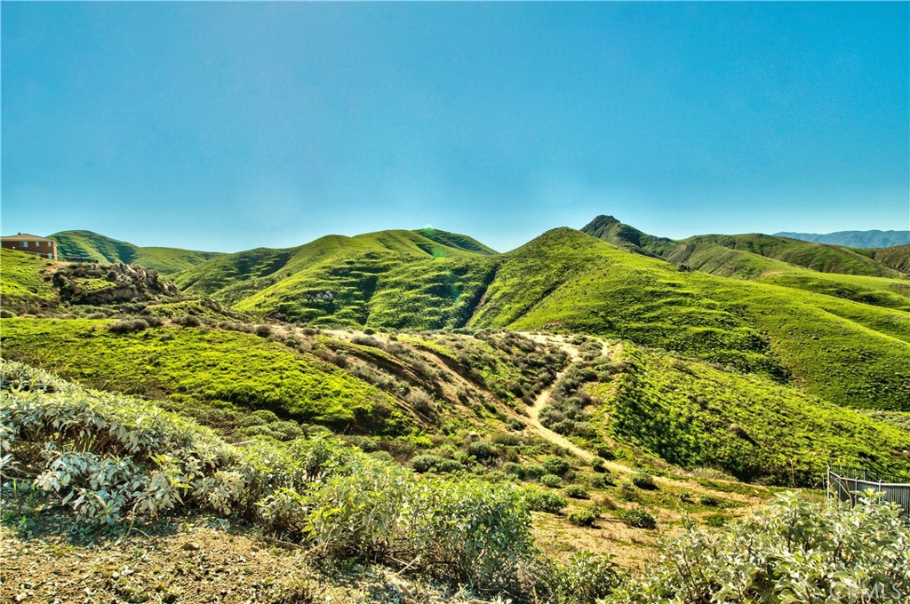 15835 Skyridge Drive