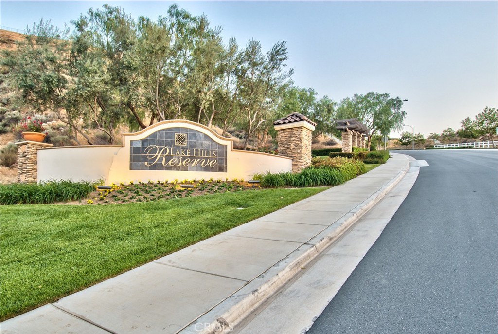 15835 Skyridge Drive