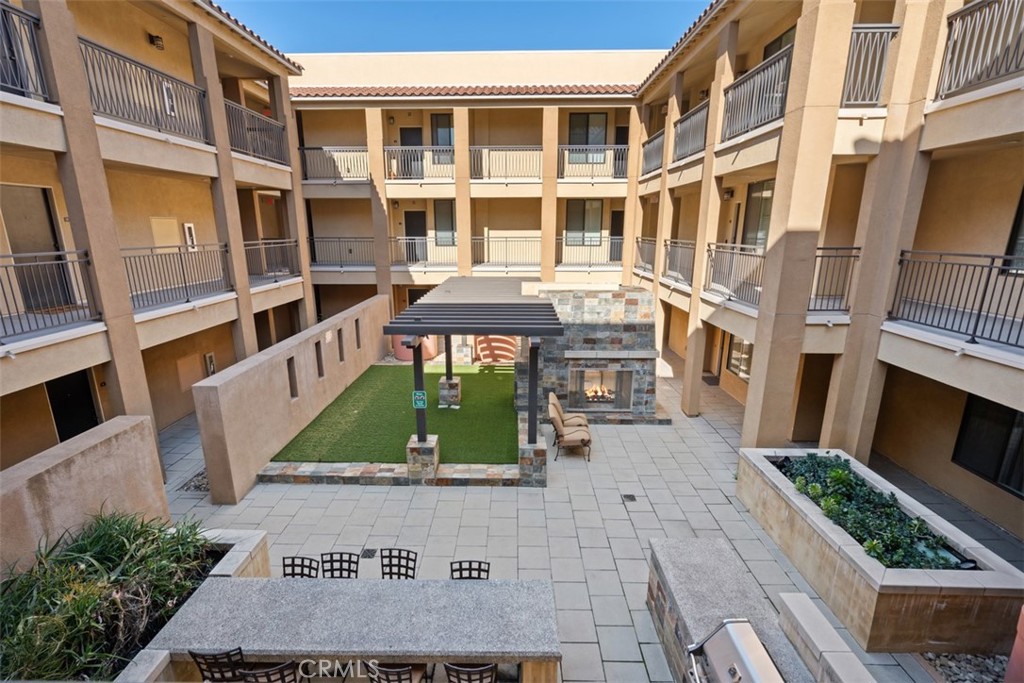 408 W Main Street 2H