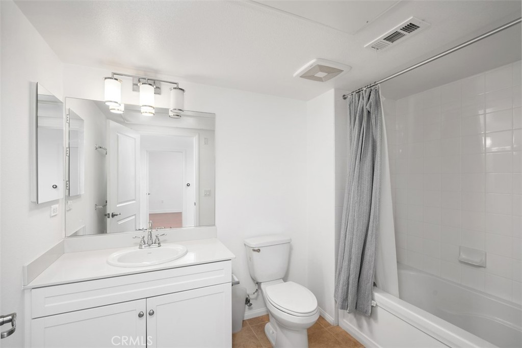 408 W Main Street 2H