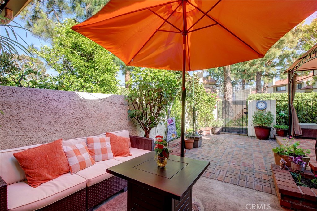 8422 Goldsport Circle