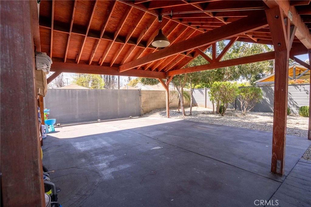 6601 Jamieson Avenue