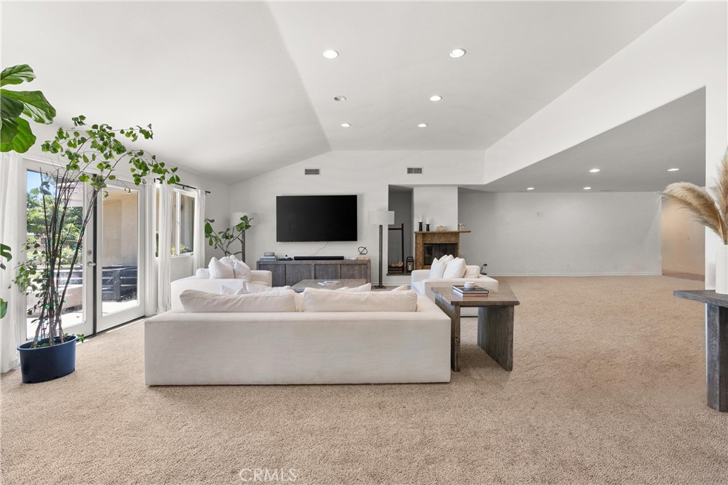 6767 Amethyst Avenue