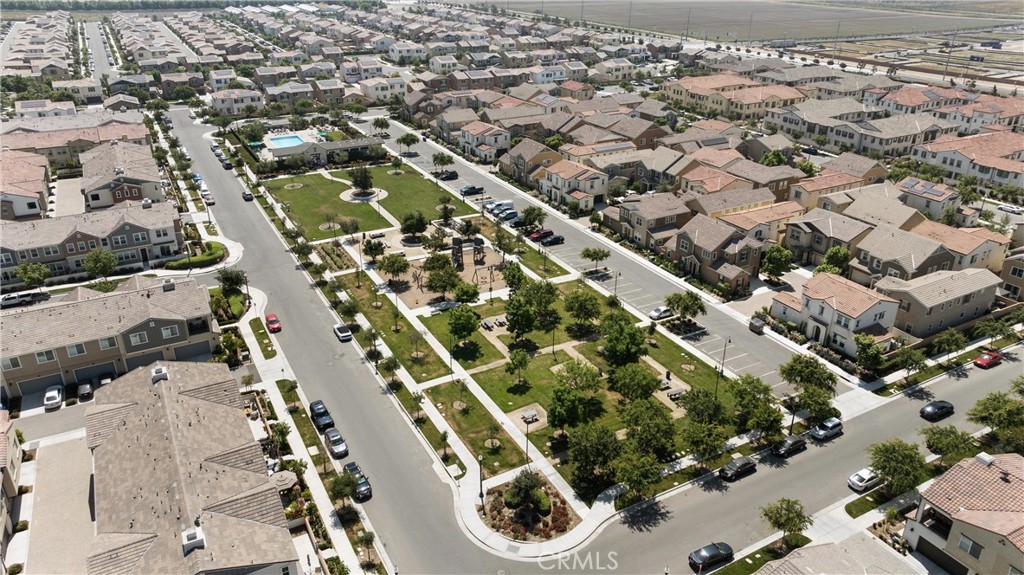 2785 E Berry Loop Privado 13